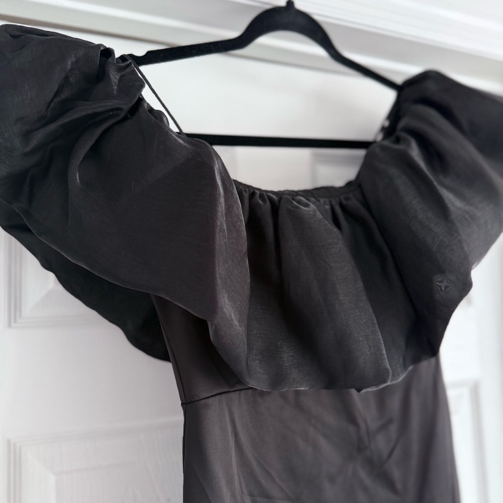 REFORMATION Alber Black Satin Off The Shoulder Mini Cocktail Dress M - Picture 4 of 11